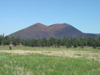 Sunset Crate, a cinder cone with lava flows that formed 