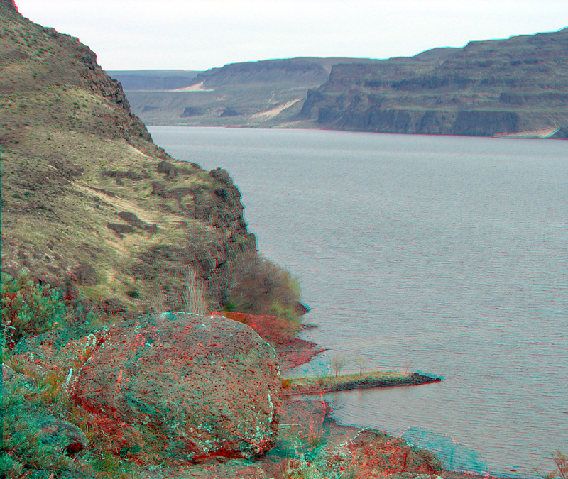 Columbia River Gorge at Ginko Fossil Forest State Park
