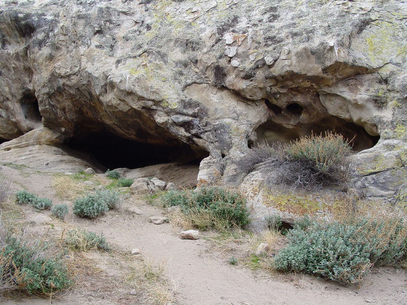 Caves in Painted Rock's alcove