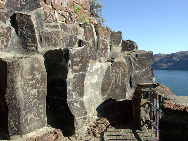 Petroglyphs at Ginko Fossil Forest State Park