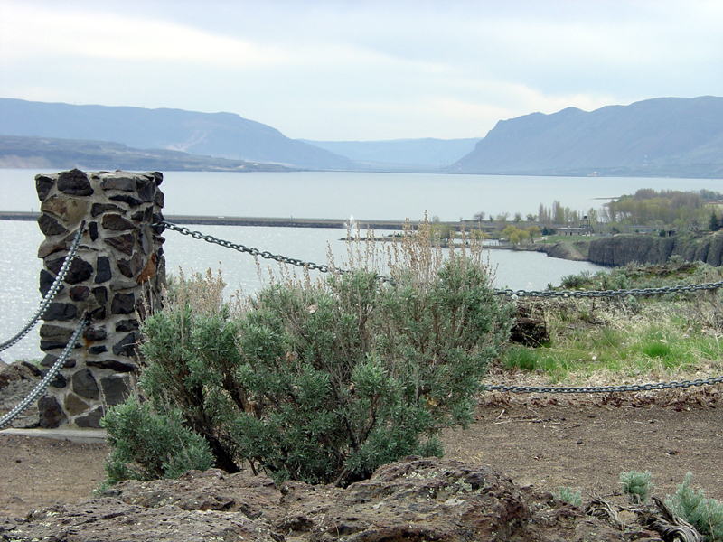 Columbia River Gorge at Ginko Fossil Forest State Park