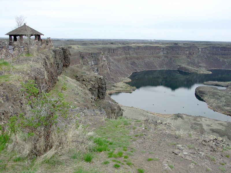 Great Falls and Great Falls Lake