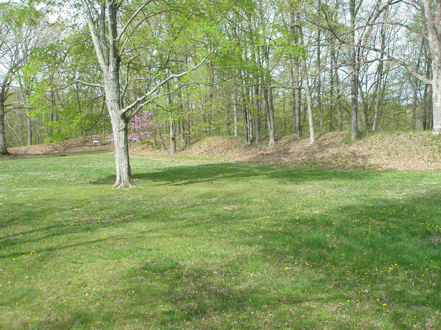 Earthworks in Fort Ancient Memorial Park