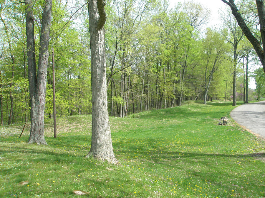 Earthworks and park road in Fort Ancient Memorial Park