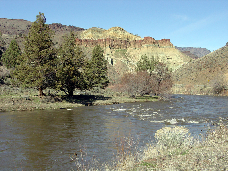 Cathedral Rock along the John Day River