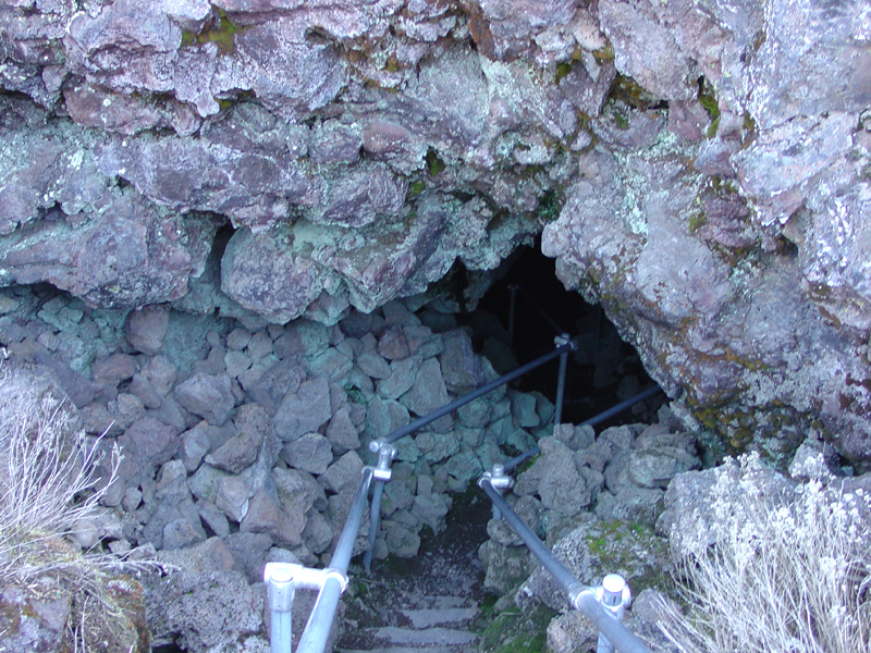 Catacombs lava tube